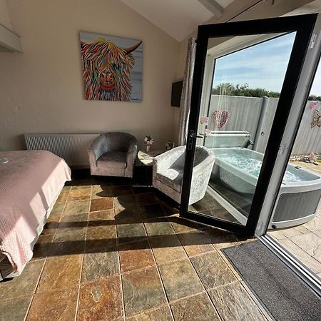 Dwylig Isa Holiday Cottages Rhuddlan Exteriér fotografie